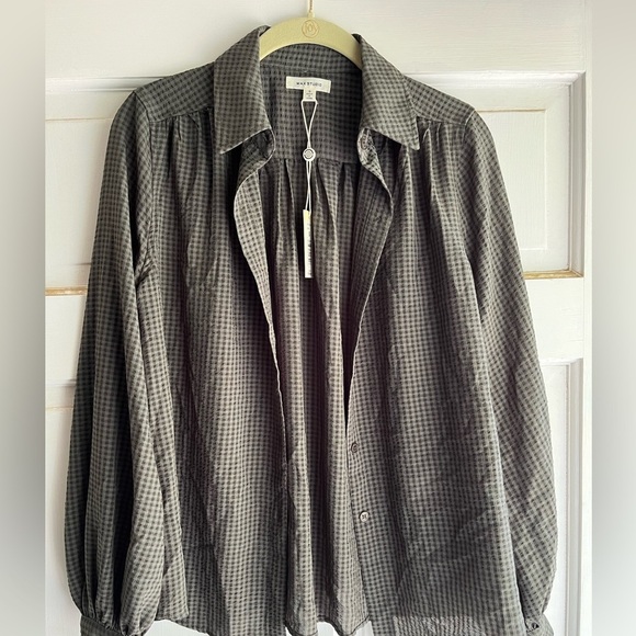 Max Studio Loose army green peasant button up - Picture 1 of 4